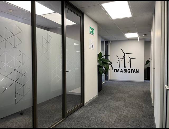 BUSINESS PROPERTY TO RENT IN NEWLANDS